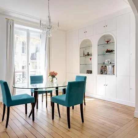 Apartment Elegant 4-room Near Arc De Triomphe And Palais Des Congres Paris
