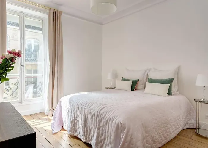 Elegant 4-room Near Arc De Triomphe And Palais Des Congres Apartament Paryż